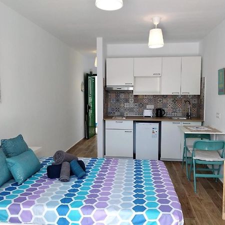 Marina Beach-Apartamentos Tahiche Коста-Тегисе Экстерьер фото
