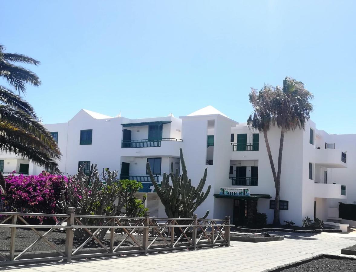 Marina Beach-Apartamentos Tahiche Коста-Тегисе Экстерьер фото